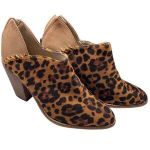 ARider‎ Girl Cheetah Leopard Print Faux Suede Stacked Heel Booties Ankle Boots 9
